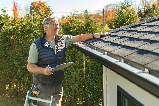 Professional Roofing technician working in Enoree, SC